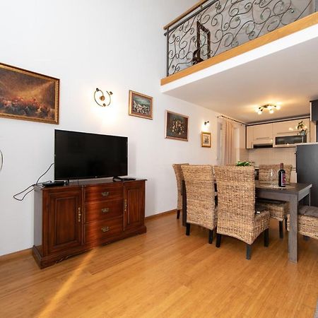 Apartmani Silva Tučepi Esterno foto