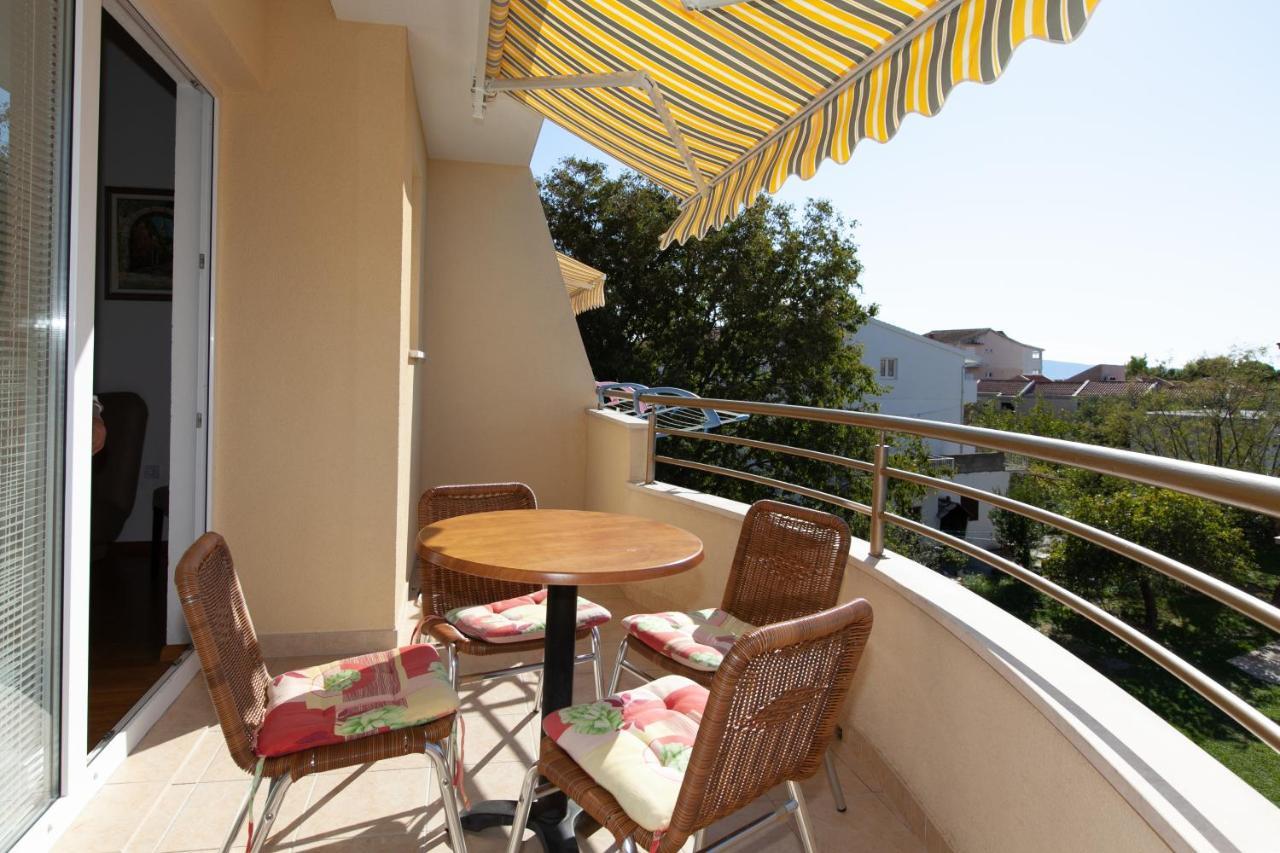 Apartmani Silva Tučepi Esterno foto