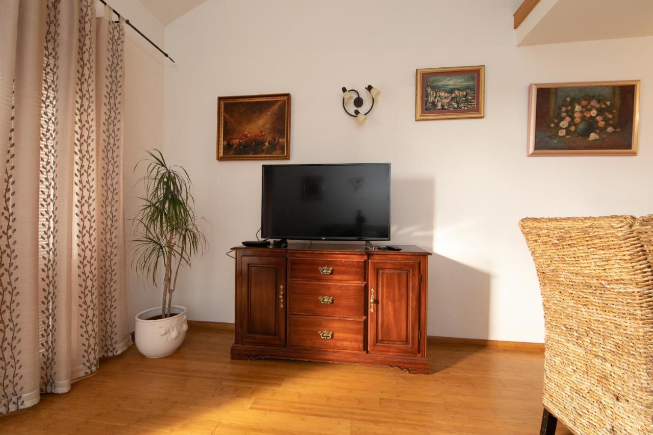 Apartmani Silva Tučepi Esterno foto