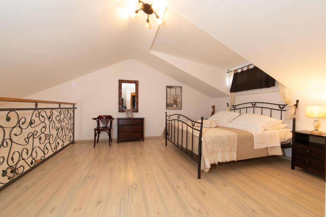 Apartmani Silva Tučepi Esterno foto