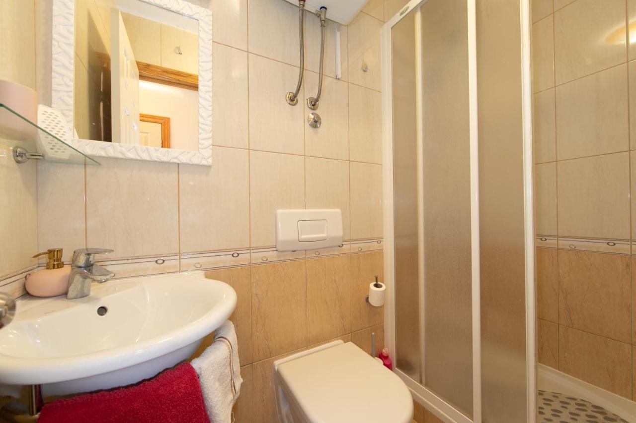 Apartmani Silva Tučepi Esterno foto
