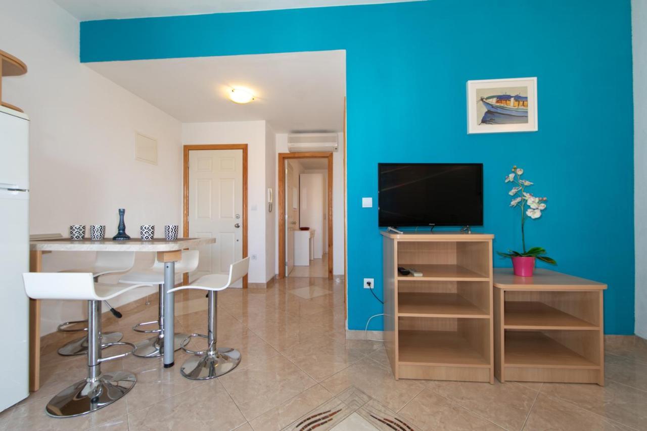 Apartmani Silva Tučepi Esterno foto