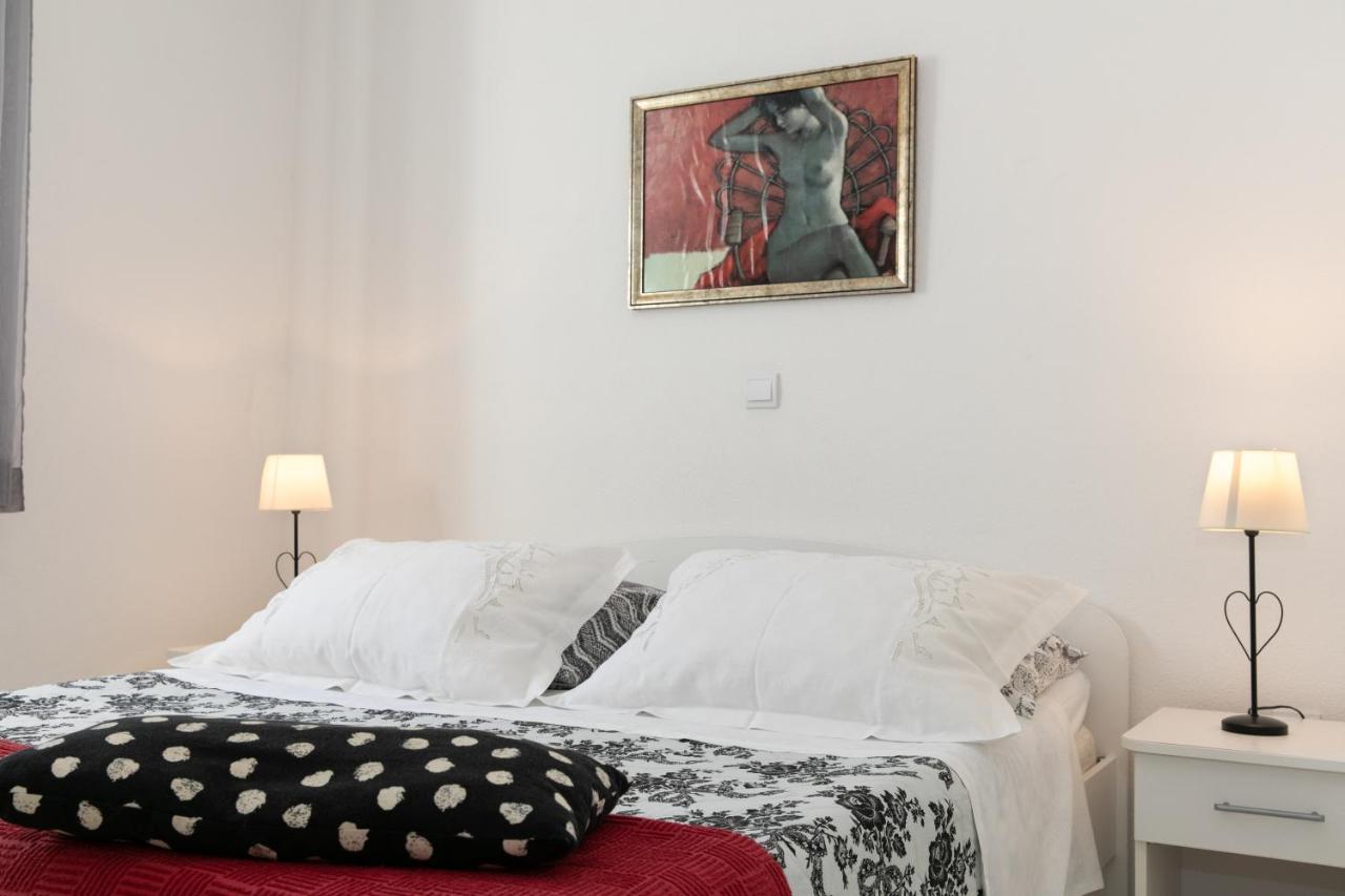 Apartmani Silva Tučepi Esterno foto